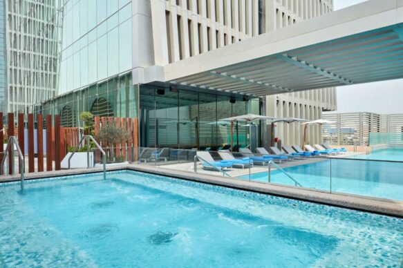 Hilton (5)